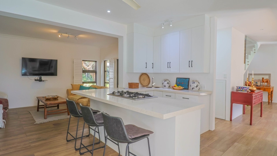3 Bedroom Property for Sale in The Coves North West